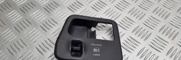 Chrysler Voyager Central locking switch button 4673138 4673140