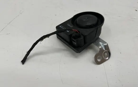 Porsche Macan (95B) Horn signal 95B951603A