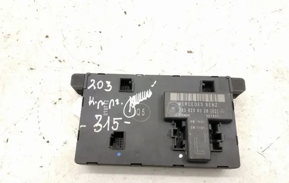 Mercedes-Benz C W203 Door control unit/module A2038206326 2038206326