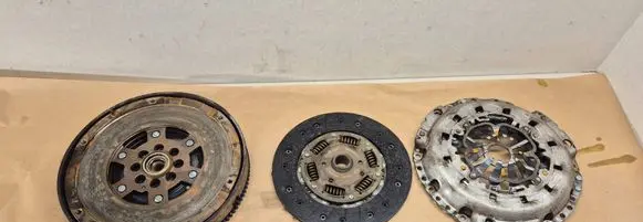 Audi A6 S6 C5 4B Clutch set kit 059141031J
