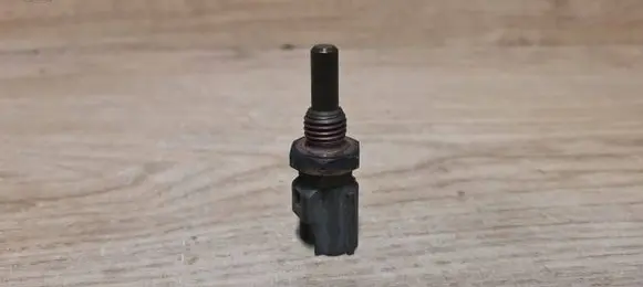 Volvo S60 Coolant temperature sensor 8653403