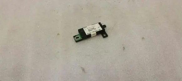 Aston Martin DB9 Aerial antenna amplifier 4G4318C847AB
