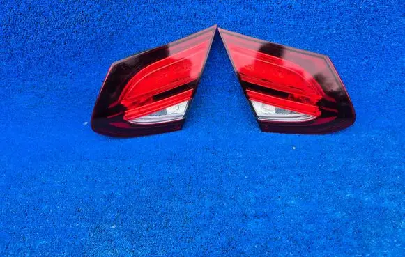 Mercedes-Benz C W205 Tailgate rear/tail lights A2059063605 A2059063705