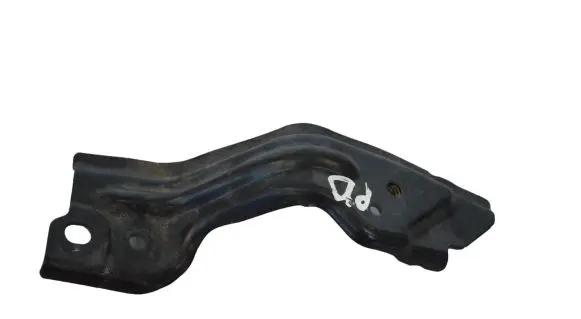 Front bumper mounting bracket