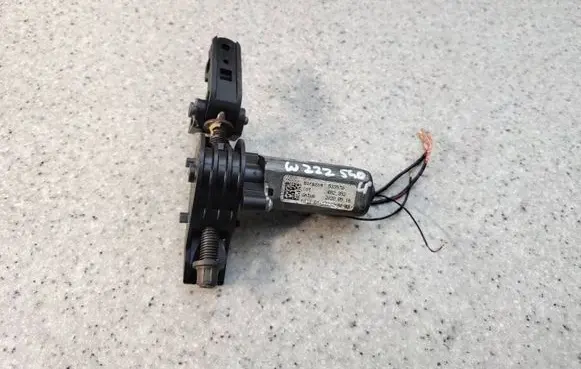 Mercedes-Benz S W222 Seat adjustment motor 