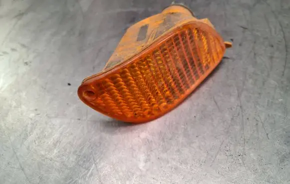 Ford Focus Front indicator light ASYXS4X13368A 0374D