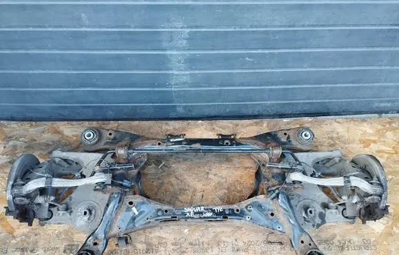 Jaguar XE Rear axle beam 