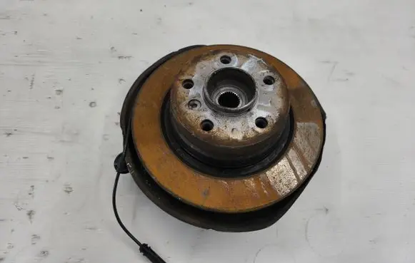 BMW 1 F20 F21 Stub axle 