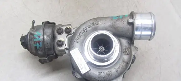 Honda CR-V EGR valve cooler 18900-RZ0-G021-M2