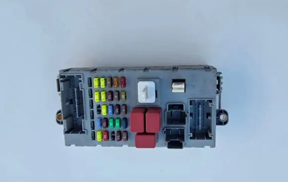Fiat Bravo Fuse module 51829178CPL
