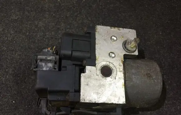 Renault Megane I ABS Pump 0273004279 64boxaay1