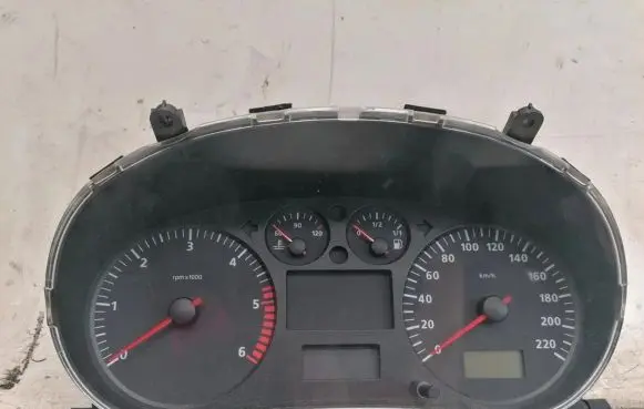 Seat Ibiza II (6k) Speedometer (instrument cluster) 06K0920801E