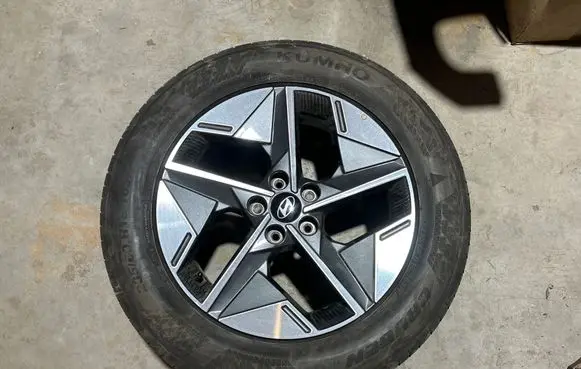Hyundai Tucson IV NX4 R18 alloy rim 52910N7620