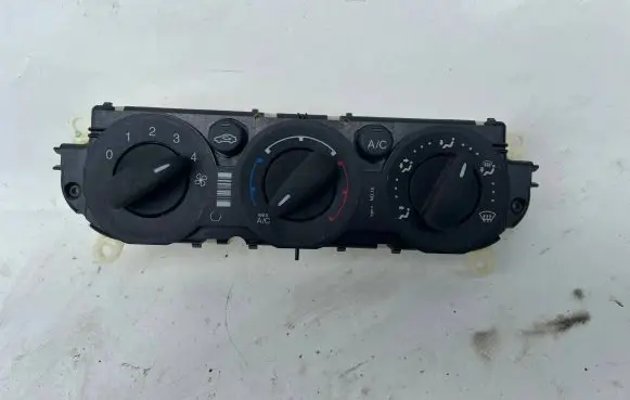 Ford Focus Climate control unit CM5T-19980