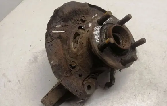 Subaru Impreza I Front wheel hub spindle knuckle