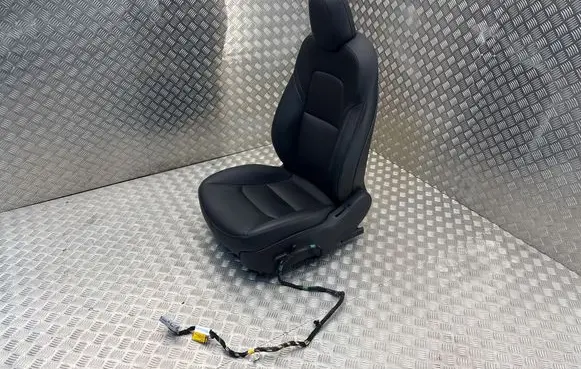 Tesla Model 3 Front driver seat 148906002C HBT220301K0484