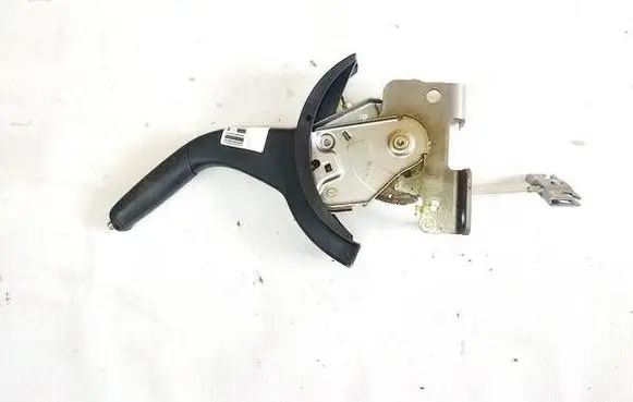 Mitsubishi Lancer X Handbrake/parking brake pads 081114