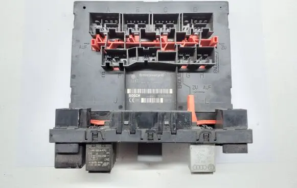 Volkswagen Touran I Comfort/convenience module 3C0937049J F005V00530