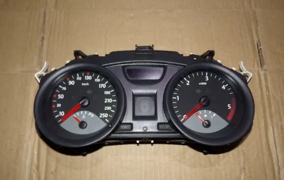 Renault Megane II Speedometer (instrument cluster) 8200399693A