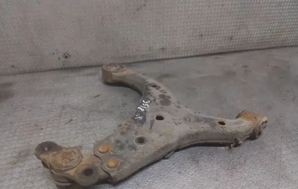 KIA Ceed Front lower control arm/wishbone