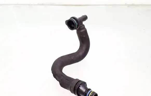 Volkswagen Golf VII Breather hose/pipe 04e103202a 04e103175j