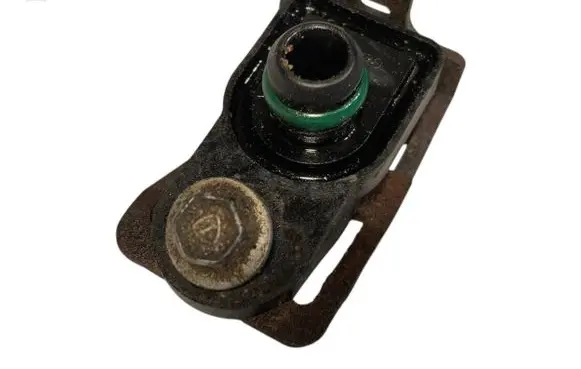 BMW 5 E39 Fuel pressure sensor 0261230046