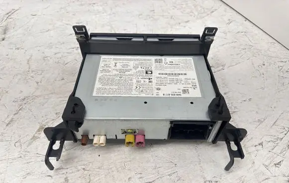 Volkswagen Golf VIII Radio/CD/DVD/GPS head unit 5H0035877 5H0035877D