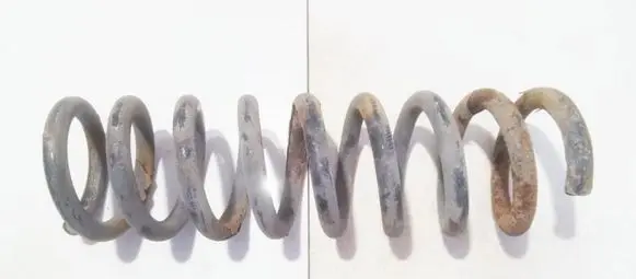 Mercedes-Benz C W202 Rear coil spring