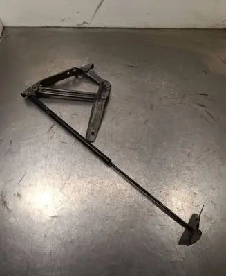 Cadillac STS Seville Shock absorber/damper mounting bracket 50925
