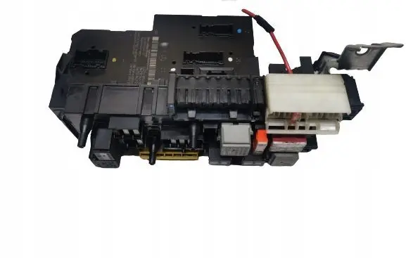 Mercedes-Benz E W212 Fuse module A2129004201