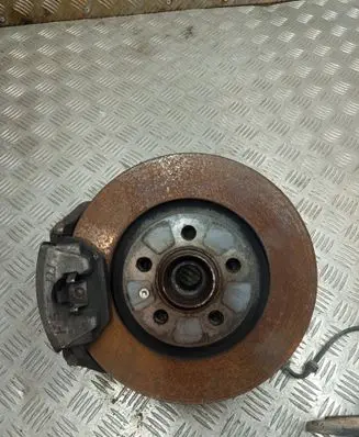 Volkswagen Golf IV Front wheel hub spindle knuckle