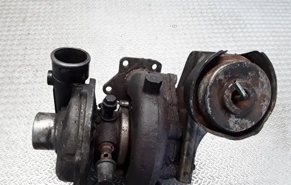 Mazda 323 F Turbo VJ300212