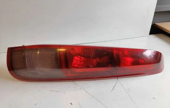 Nissan X-Trail T30 Rear/tail lights B46R