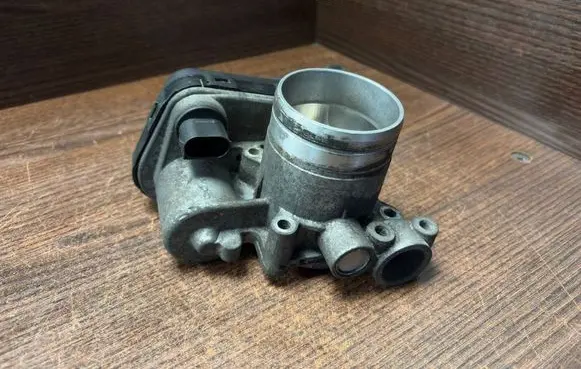 Mercedes-Benz A W168 Throttle valve A1661410125 1661410125