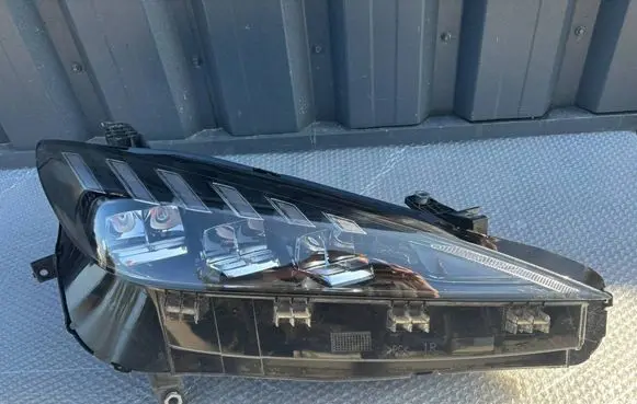 MG MG4 ev Headlight/headlamp