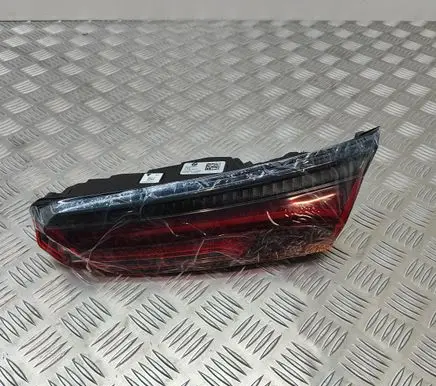 BMW 8 G14 Tailgate rear/tail lights 7445780 63217445780