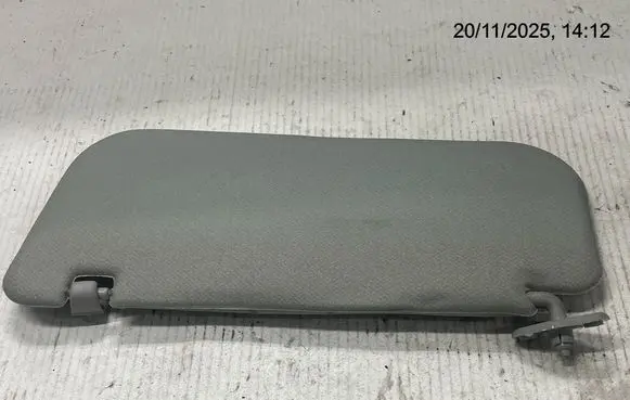 Mitsubishi L200 Sun visor