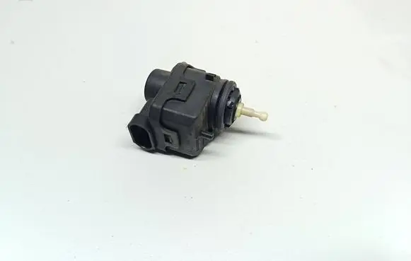 Headlight level adjustment motor