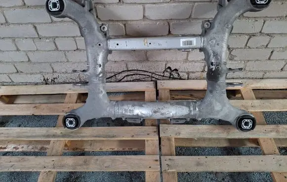 BMW 6 F06 Gran coupe Rear subframe 6793803 70478271 6793801