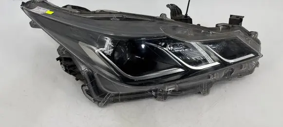 Toyota Corolla E210 E21 Headlight/headlamp 8111002T30 3943589