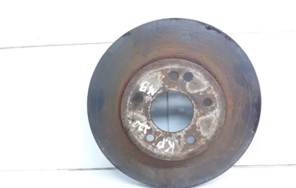 Mercedes-Benz E W210 Front brake disc