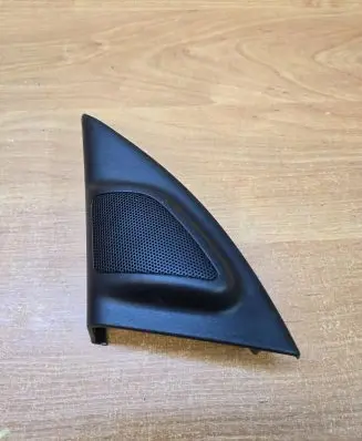 Volvo XC70 Front door high frequency speaker 30781067 07W15