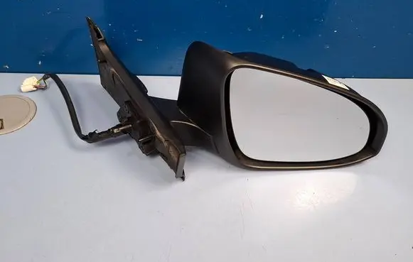 Toyota Yaris Front door electric wing mirror 879100D580 E8025614