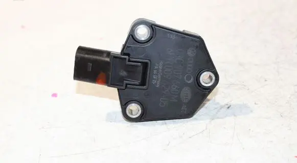 Volkswagen Transporter - Caravelle T5 Oil level sensor 03C907660M