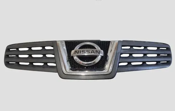 Nissan Qashqai Front bumper upper radiator grill 62310JD00B