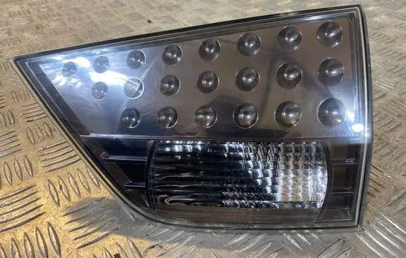 Mitsubishi Outlander Tailgate rear/tail lights 1146356R A040017 BAER04001