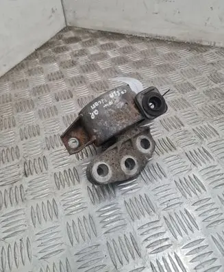 Opel Corsa D Gearbox mount