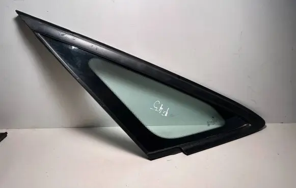 BMW 2 F45 Front triangle window/glass 2579126