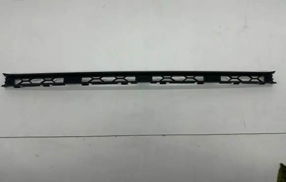 Audi TT Mk1 Front bumper lower grill 8J0807697H