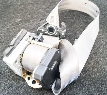 Seat Leon (1M) Front seatbelt 1M0857706A